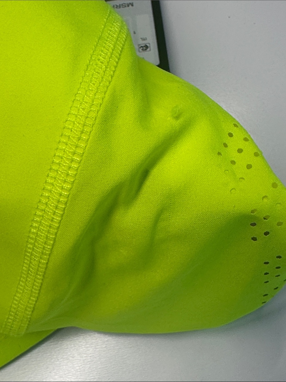 UNISEX Under Armour High-Visibility Neon Yellow Running Cap - Picture 8 of 14